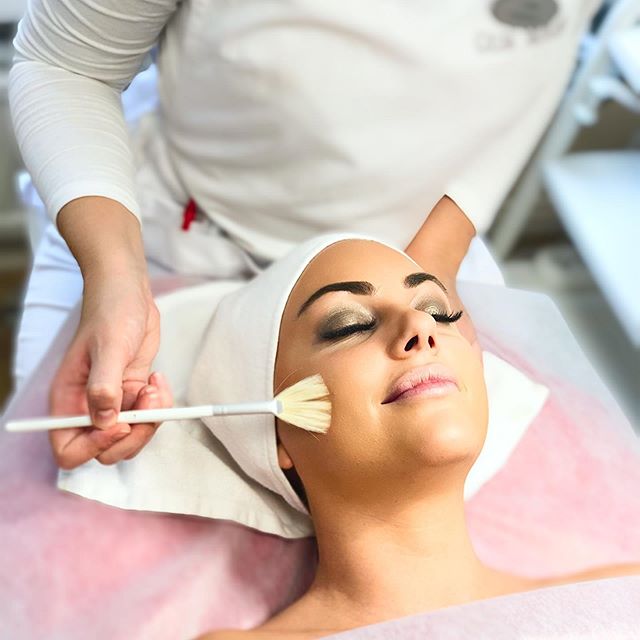 Brightening & Radiance Treatment