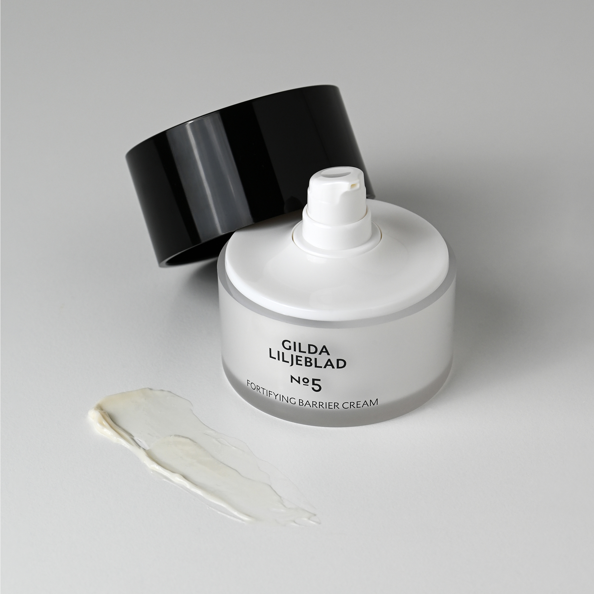 FB_fortifying_barrier_cream_2_2048x2048px
